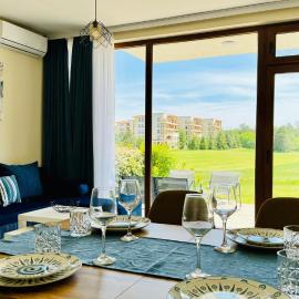 Boutique House Blue Lagoon by Flat Mаnаger، فندق في بالشيك