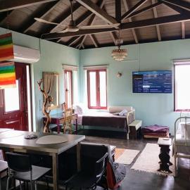 Mojo Art House, hotel in Kastríon