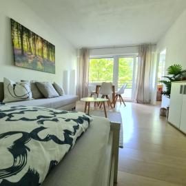 Gemütliche Wohnung, schnell in Köln, Messe, Stadion & Phantasialand