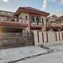 Evergreen Lodge - Unmarried couples not allowed, hotell sihtkohas Rawalpindi