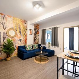 Old Town Charm - Modern & Comfortable Accommodation in the Heart of the City