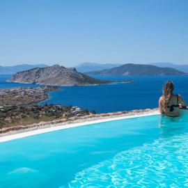 Sunkissed Villa, hotel i Aegenitissa