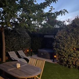 Mazet des Orchidées - Gîte 4 personnes 50 m2 - Jardin, spa privé De Pâques à fin Septembre - indépendant - stationnement privé