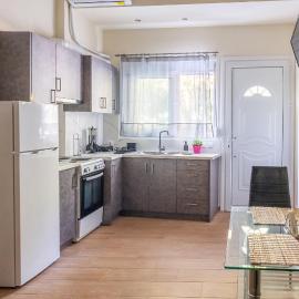 Γκαρσονιέρα 2 δίπλα στη θάλασσα!: Antikyra şehrinde bir otel