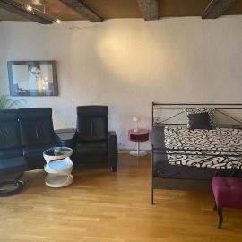 Joline private guest apartment Studio feel home, hotell i Nidau