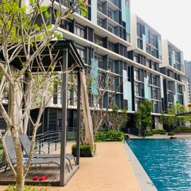 CoreSoho Suite by BKAstaycation KotaWarisan Sepang KLIA Airport, Free Wifi, hotel a Sepang