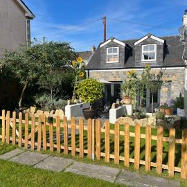 The End House at The Old Farmhouse, hotel in Cowbridge
