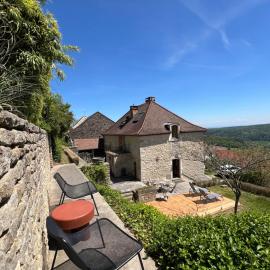 Maison au Bord de la Falaise, hotel a Baubigny