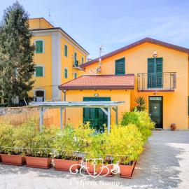 Villa Livia - L'Opera Group, hôtel à La Spezia