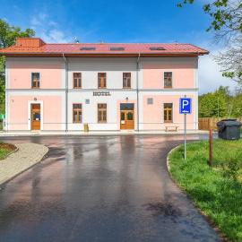 Hotel Nádraží, hotel u gradu Horní Jiřetín