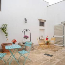Casa Vacanze LuLiVi, hotel a Giuggianello