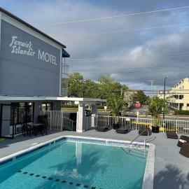 Fenwick Islander Motel，芬威克島的飯店