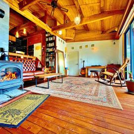 SHIZENTOYA Privete cottage for nature experience LakeView!, Hotel in Tōya-See