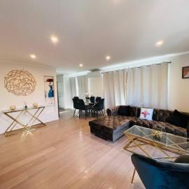 Matuhi Deluxe 2 bedrooms unit, hotel en Auckland