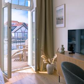 Kapitänshaus Friedrich Franz - Premium Apartments 200 Meter vom Strand und Alten Strom, hotell sihtkohas Warnemünde