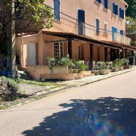 Viesnīca U pozzu hôtel pilsētā Evisa