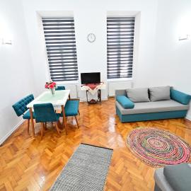 FLH - Maria Grand Square Apartment