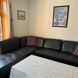 Fishermans Apartment A13, hotelli kohteessa Nautnes