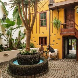 Tulia Apartments & Coworking, hotel in Los Realejos