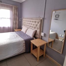 Matat Studio Apartments, Hotel in Matatiele