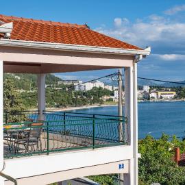 Apartment Sea View 2, hotel u gradu Baćina