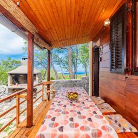 Lopci seaview mini house, hotel a Biljevine