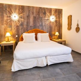 Hôtel de la Brière et Restaurant Les Krapados, hotel en Saint-Lyphard