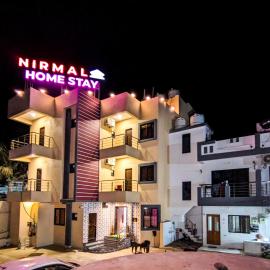 Garudeshwar में, होटल Nirmal Luxury Rooms