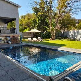 Safari Villa Botique Hotel, hotel u gradu Vindhoek
