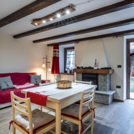 Apartment Maison Bonheur by Interhome: La Salle şehrinde bir otel