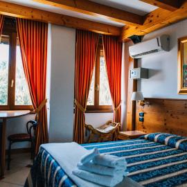 Arciduca Charming House Room & Breakfast, hotel ad Arco