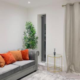 Rochester Lux Stay Townhouse 2