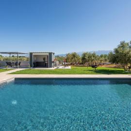 Aspect Luxury Apartments with Pool