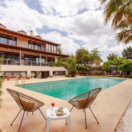 Riviera Paradiso, hotel in Aghia Marina