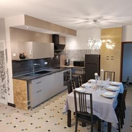 Maison l'hostal saura y roja