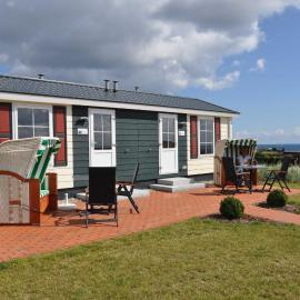 Ostsee-Chaletpark Hotel, hotel v destinaci Bliesdorf