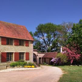 Jardin des Sens, la Rente d'Eguilly, hotel in Éguilly
