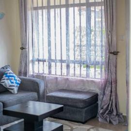 Spacious Apartment - Self Check-In & Free Parking, hotel v mestu Ruaka