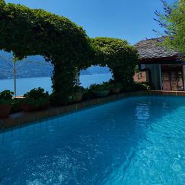 Villa Andreina Como Lake، فندق في مولترازيو