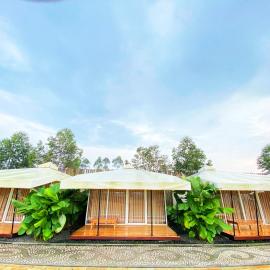 Buana Glamping, hotel a Pengalongan