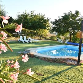 Casa Rural La Loma, hotel in Cabeza del Buey