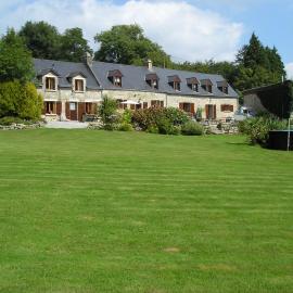Ty Job, hotel i Langoëlan