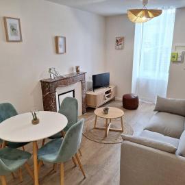 Appartement centre-ville avec cour privative