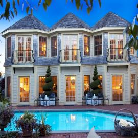 Brass Key Guesthouse Adults Only, hotel i Provincetown