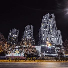 33rd Floor Twin Apartments & 7th Floor Apartment In Cevahir Sky City Complex With Pool, Spa, Fitness and Parking Included In Price, Hotel in Skopje