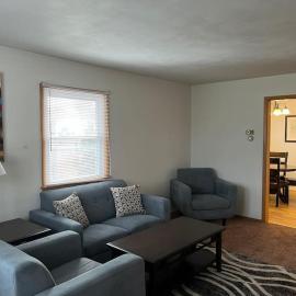 Prime Location Amazing Unit Close to Downtown - 2 queen beds – hotel w mieście Springfield