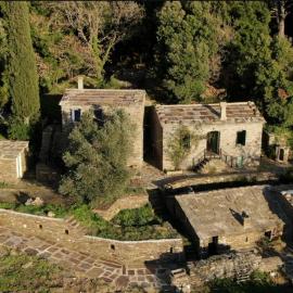 Moratika Farmhouse