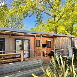 Mobilhome Camping Biscarrosse 5 étoiles bord du lac, hotel i Biscarrosse