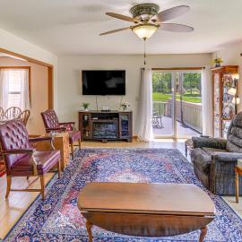 WFH-Friendly Columbiana Vacation Rental w/ Deck!