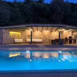 Olive Guest Farm, hotel Akrátában